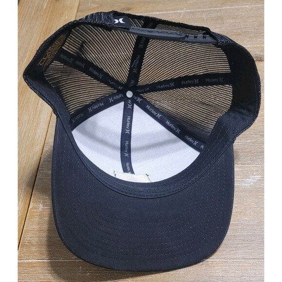 Hurley Black Trucker Hat Snapback Cap Patch W Jaguar - Picture 4 of 5